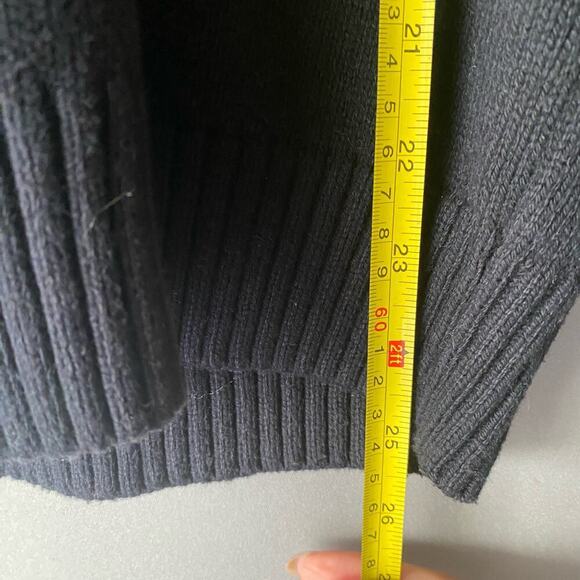 American Outfitters sz XS black red cotton/wool blend holiday sweater - Picture 10 of 10